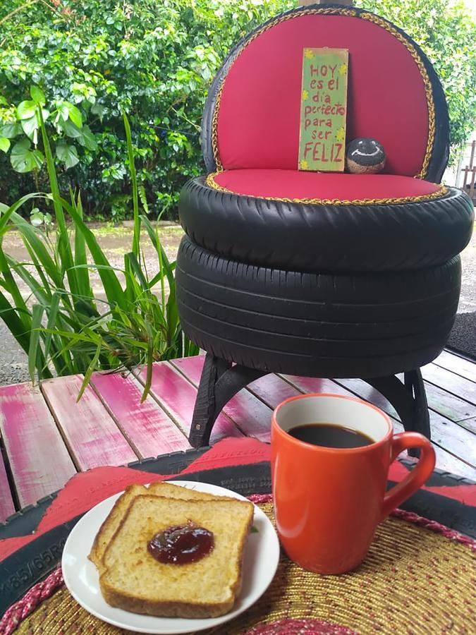 Wood House Hostel ラ・フォルトゥナ エクステリア 写真